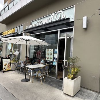 Coffee Tomo - Outside - Coffee & Tea Near Me - Los Angeles, California