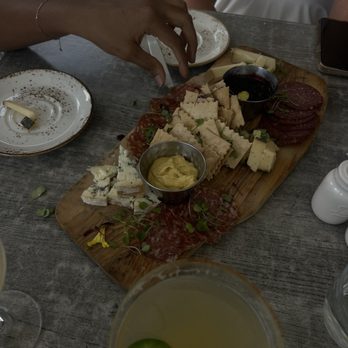 MEAT & CHEESE RESTAURANT AND FARM SHOP - Updated August 2024 - 456