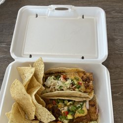 Peachy's Beach Eats