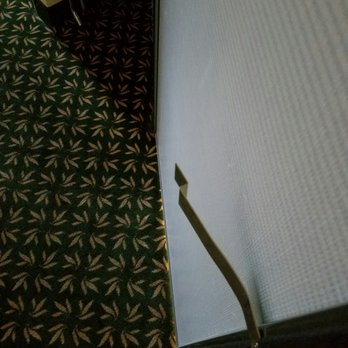 Hampton Inn & Suites Lamar - Dangerous hazard in the room. - Hotels Near Me - Mill Hall, Pennsylvania