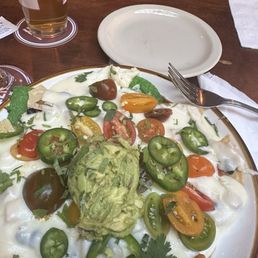 CHICKEN NACHOS