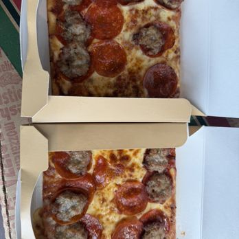 Rocky Rococo - Super slice - Sausage and pepperoni - Pizza Near Me - Glendale, Wisconsin Rocky Rococo - Super slice - Sausage and pepperoni - Pizza Near Me - Glendale, Wisconsin