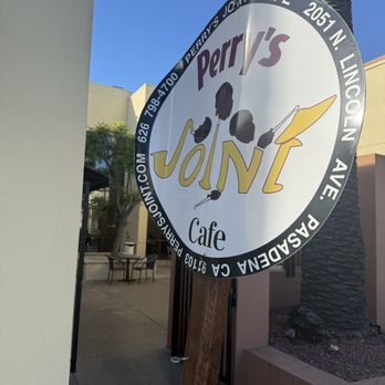 Perry's Joint - Signage - Sandwiches Near Me - Pasadena, California
