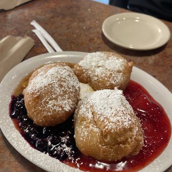 Huckleberry’s - beignets - Coffee & Tea Near Me - Sacramento, California