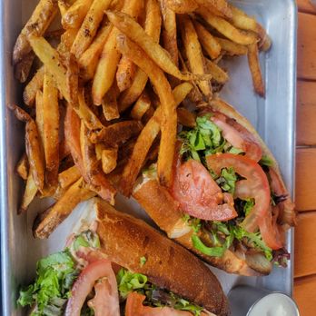 MainStage Brewing - BLT Melt...awesome - Breweries Near Me - Lyons, Colorado
