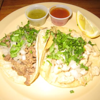 T. Boyles Tavern - Street Tacos (Carne Asada & Chicken) - Pubs Near Me - Pasadena, California