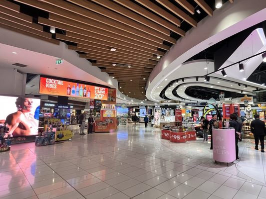 Auckland Airport by null