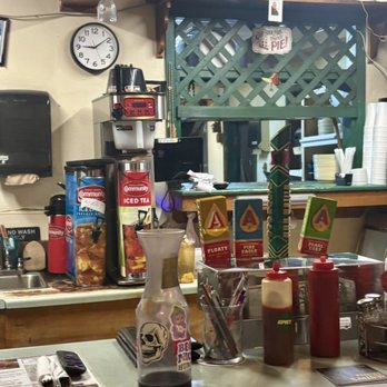 The Green Mesquite BBQ & More - Barbeque Near Me - Austin, Texas The Green Mesquite BBQ & More - Barbeque Near Me - Austin, Texas