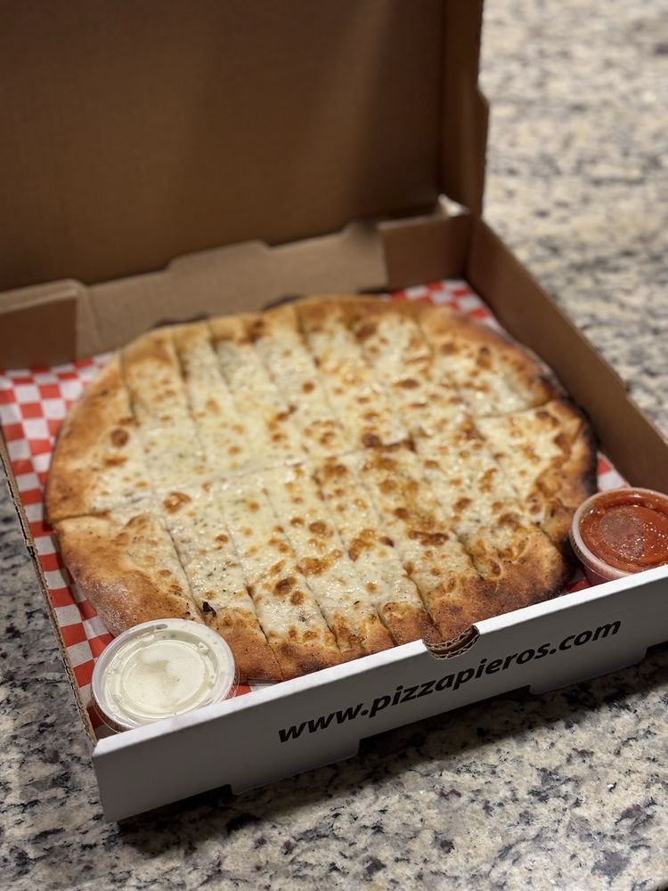 Food from Pizza PieRos