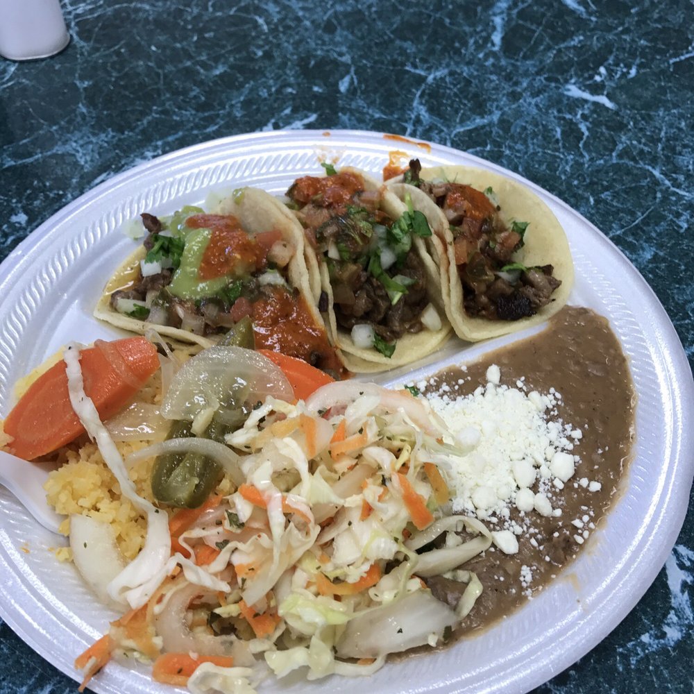 El Paisano - Tres taco  platter and I got to load the veggies! That makes me  happy! - Mexican Near Me - Sun Valley, Nevada