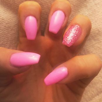 New V Nail & Spa - Nail Salons Near Me - Bay Shore, New York