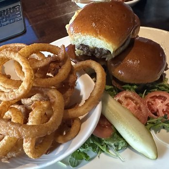 Yard House - Mini cheeseburgers (4 total- too much for me to eat) - Bars Near Me - Sunrise, Florida Yard House - Mini cheeseburgers (4 total- too much for me to eat) - Bars Near Me - Sunrise, Florida