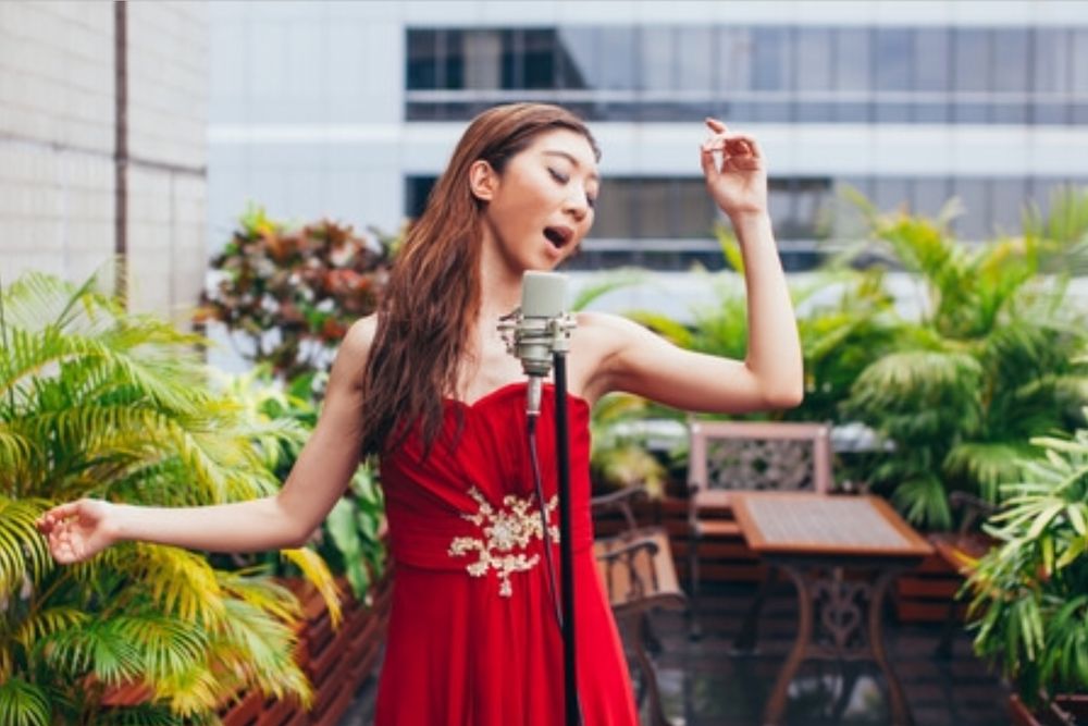 SINGING LESSONS NYC BY ELEONOR ENGLAND Updated August 2024 21