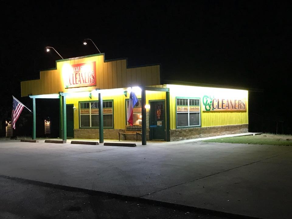 LUCKY STAR CLEANERS Updated June 2024 15110 Texas 150, Coldspring