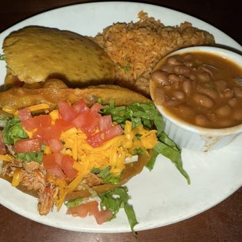 Mia's Mexican Grill - Puffy Chicken Taco, Beef Taco, Rice and Charro Beans. - Mexican Near Me - San Antonio, Texas Mia's Mexican Grill - Puffy Chicken Taco, Beef Taco, Rice and Charro Beans. - Mexican Near Me - San Antonio, Texas