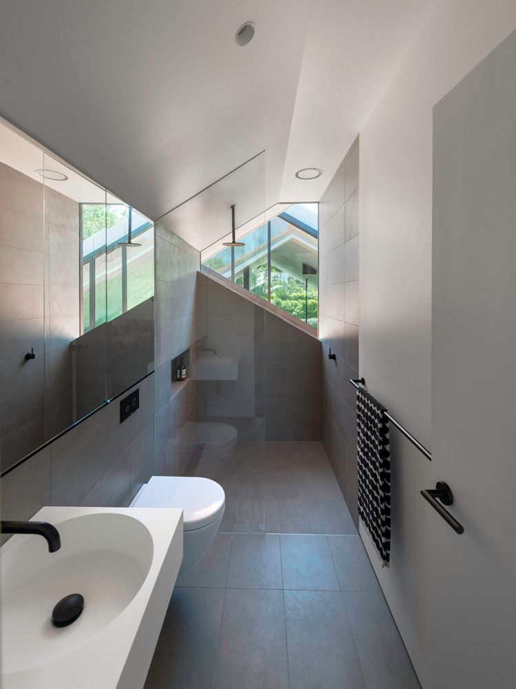Slide of Moxon Plumbing Services