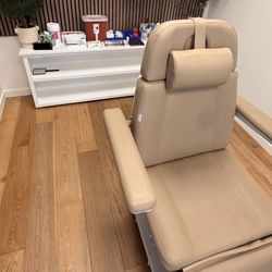 Turner Medical Arts - Treatment room