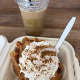 Pistachio latte & Pumpkin spice waffle Pistachio latte & Pumpkin spice waffle