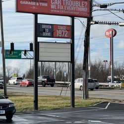 Urb's Garage and Tire-Monfort Heights