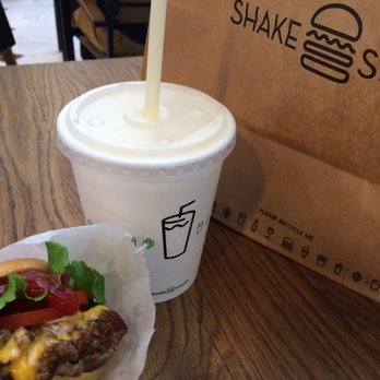 Shake Shack Union Station - Burger and Shake - Burgers Near Me - Washington, DC, District of Columbia Shake Shack Union Station - Burger and Shake - Burgers Near Me - Washington, DC, District of Columbia