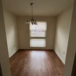 Lee Square Apartments - Breakfast room