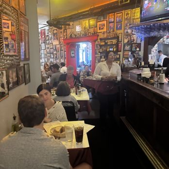 La Scarola - Dining area - Italian Near Me - Chicago, Illinois