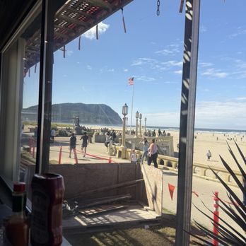 Mo's Seafood & Chowder - Seafood Near Me - Seaside, Oregon Mo's Seafood & Chowder - Seafood Near Me - Seaside, Oregon