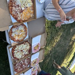 Tri-force, chesse pizza
