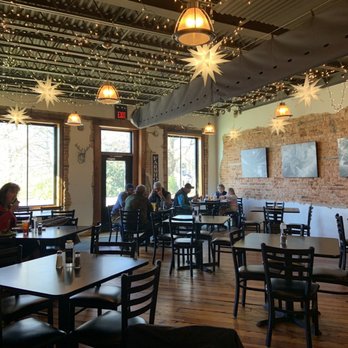 Brookland Eats - Dining room - American Near Me - Roxboro, North Carolina Brookland Eats - Dining room - American Near Me - Roxboro, North Carolina