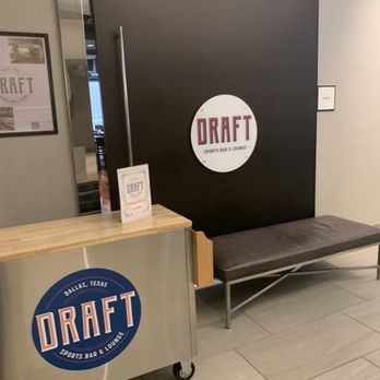 Sheraton Dallas Hotel - Draft Bar inside - Hotels Near Me - Dallas, Texas Sheraton Dallas Hotel - Draft Bar inside - Hotels Near Me - Dallas, Texas