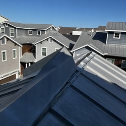 Aztec Contractor’s  - Metal roofing bent by winds