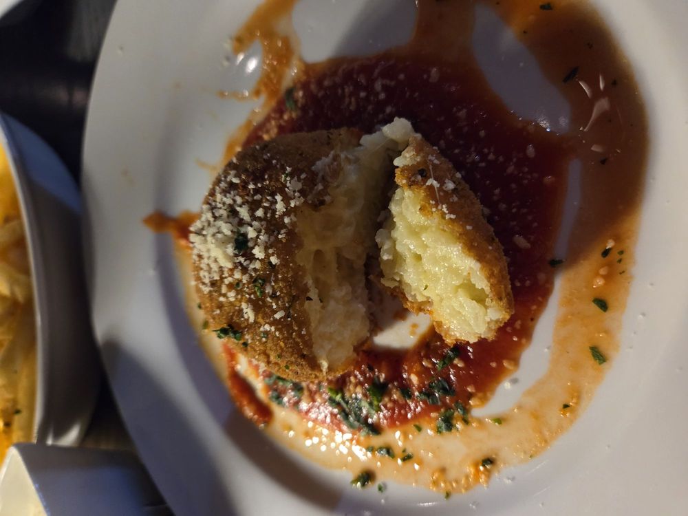 Social spots from Napoli Kirkwood