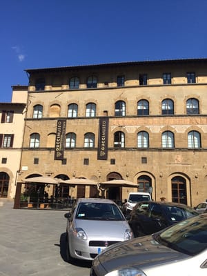 Palazzo Gucci by null