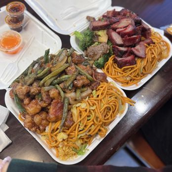 Hong Kong Express - Chinese Near Me - Costa Mesa, California