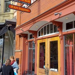 Spotty Dog Books & Ale - Main entrance