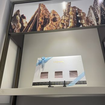 Läderach chocolatier suisse - Chocolatiers & Shops Near Me - Glendale, California