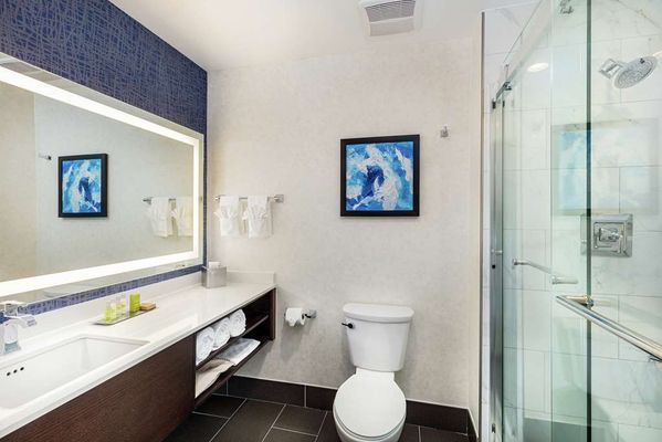 DoubleTree by Hilton Pomona by null