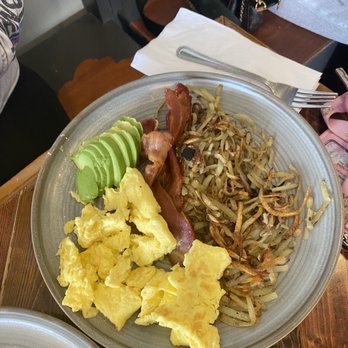 Dandelion Cafe - Coffee & Tea Near Me - Bellaire, Texas