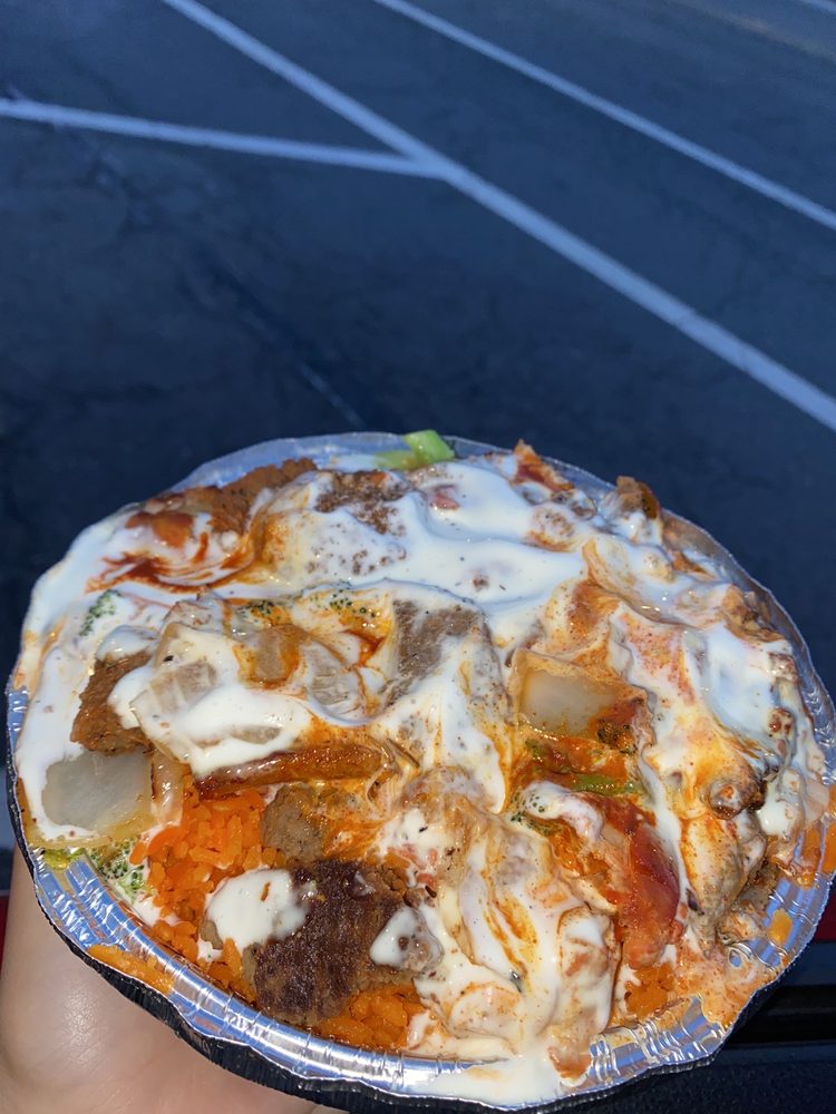 Food from The Halal Cart