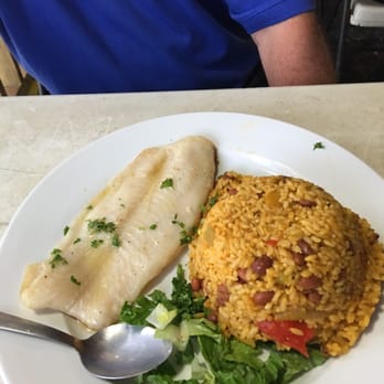 Musafá Restaurant - Grouper with red sauce & rice & beans - Seafood Near Me - Maunabo, Puerto Rico Musafá Restaurant - Grouper with red sauce & rice & beans - Seafood Near Me - Maunabo, Puerto Rico