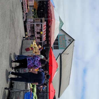 Barn Fresh Produce - two people standing in front of a fruit stand - Farmers Market Near Me - Castroville, California Barn Fresh Produce - two people standing in front of a fruit stand - Farmers Market Near Me - Castroville, California