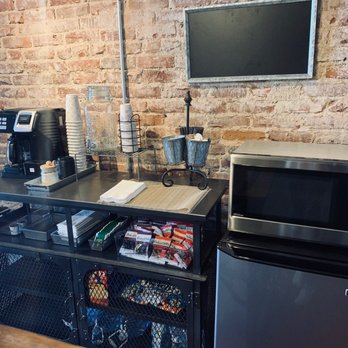 Zone Rouge - Kitchenette area - Shared Office Spaces Near Me - Los Angeles, California
