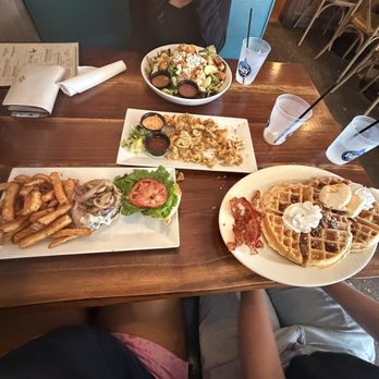 Bay Local Eatery - New American Near Me - Virginia Beach, Virginia