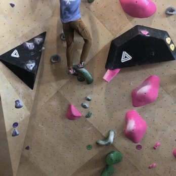 Bouldering Project - Pryor reaching high - Climbing Near Me - Dallas, Texas Bouldering Project - Pryor reaching high - Climbing Near Me - Dallas, Texas