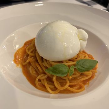 Bianca - Burrata pasta - Italian Near Me - Kraków, DS