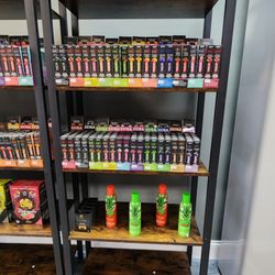 Smoke shop, vapes, disposable, thc, cbd, kratom, grabba