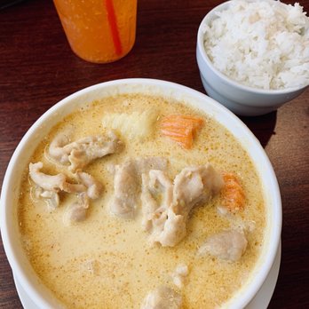 Noodle Express - My yellow curry soup with pork, and steamed rice. So delicious and the portions were very nice, not too much food! - Thai Near Me - Fresno, California Noodle Express - My yellow curry soup with pork, and steamed rice. So delicious and the portions were very nice, not too much food! - Thai Near Me - Fresno, California