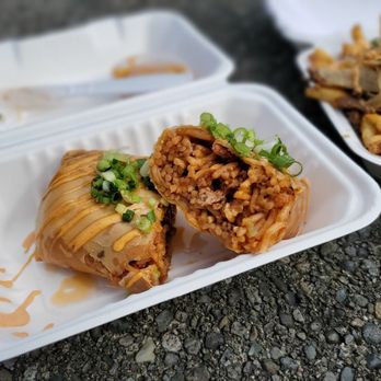 Shameless Buns - two takeout containers of food - Food Trucks Near Me Shameless Buns - two takeout containers of food - Food Trucks Near Me
