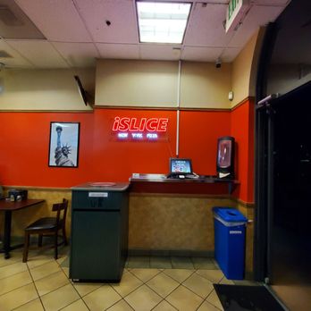 Slice Pizza - Inside - Pizza Near Me - San Jose, California