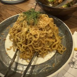 Garlic Szechuan Noodles
